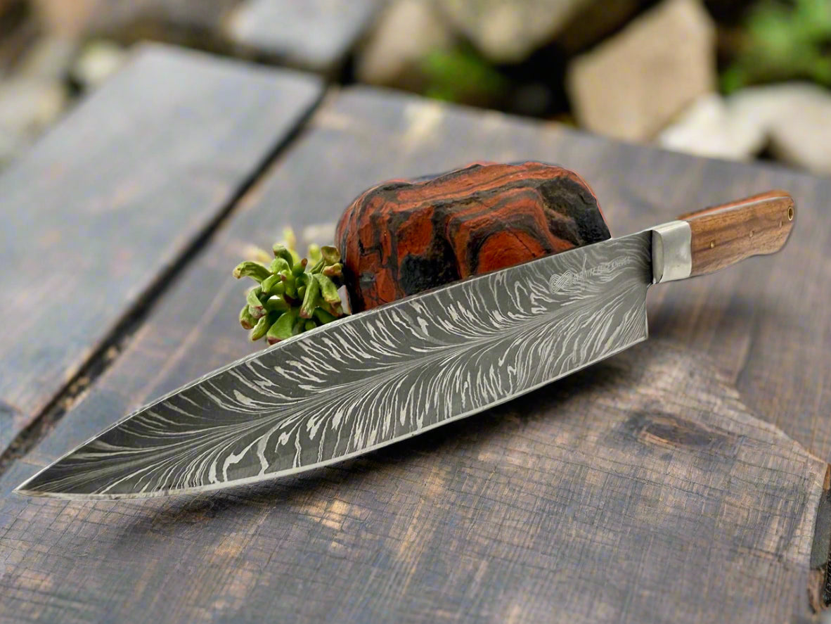 THE "FEATHER CHEF" KNIFE