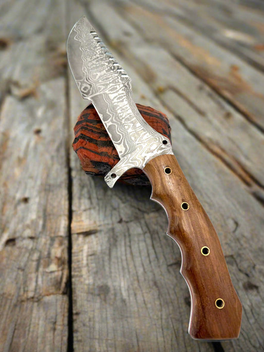 The "TRACKER" knife