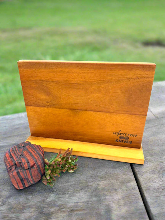 CUSTOM MAGNETIC KNIFE BOARD